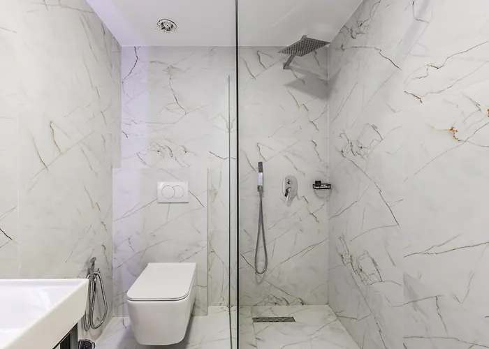 Luxe 2 By Pikhost * Shkodër