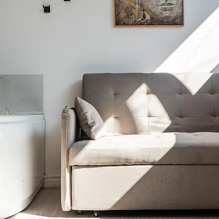 Luxe 2 By Pikhost * Shkodër