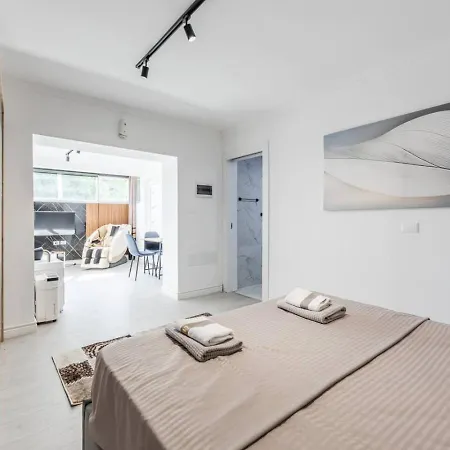 Apartmán Luxe 2 By Pikhost