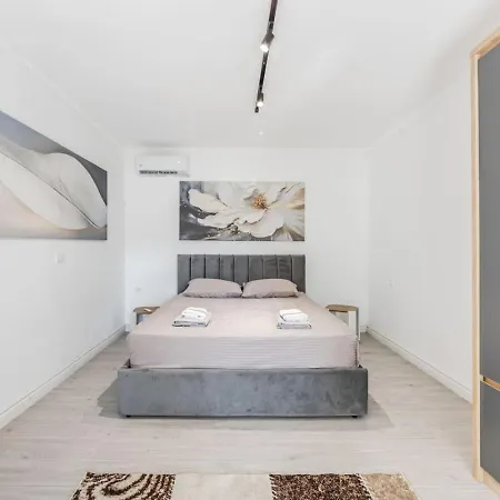 Luxe 2 By Pikhost Apartmán Shkodër